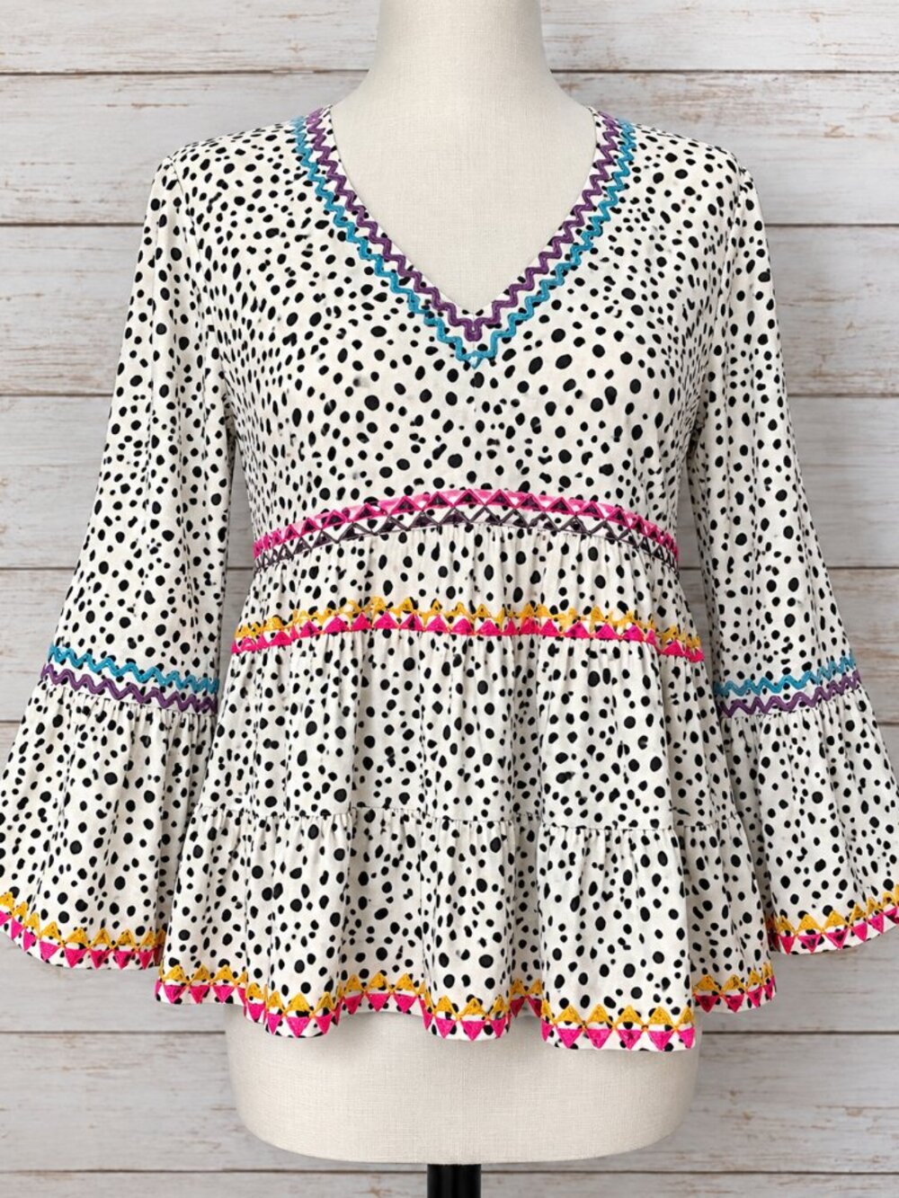 Savanna Jane Embroidered Spotted Bell Sleeve Peplum Blouse Size M